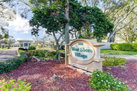 3346 39th St S #A, Saint Petersburg, FL 33711