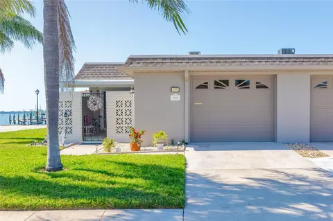 645 Boca Ciega Point Blvd N #2506, Saint Petersburg, FL 33708