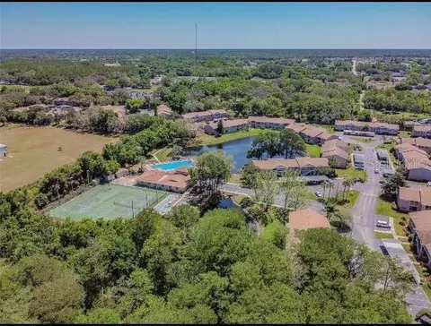 4826 Myrtle Oak Dr #11, New Port Richey, FL 34653