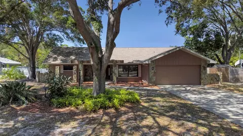 13073 103rd Ave, Largo, FL 33774