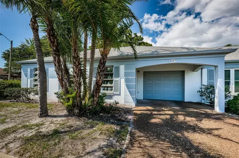 8347 Brentwood Rd, Seminole, FL 33777