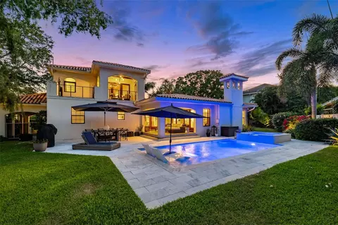 1359 Monterey Blvd NE, Saint Petersburg, FL 33704