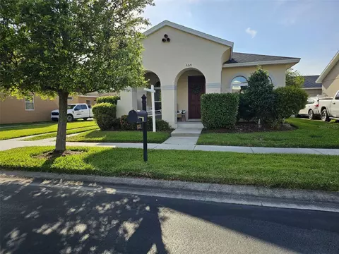 5221 Suncatcher Dr, Wesley Chapel, FL 33545