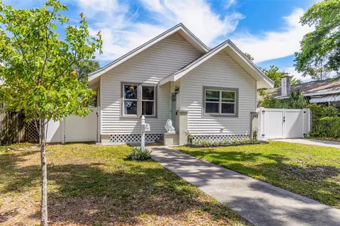 293 20th Ave S, Saint Petersburg, FL 33705