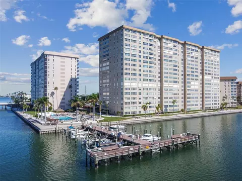5200 Brittany Dr S #1106, Saint Petersburg, FL 33715