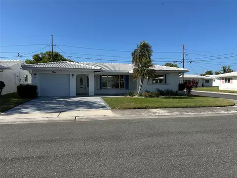 3880 101st Ter N, Pinellas Park, FL 33782