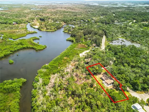 1400 S Estuary Dr, Crystal River, FL 34429
