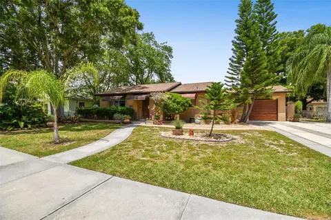831 40th Ave N, Saint Petersburg, FL 33703