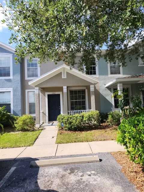 1562 Deer Tree Ln, Brandon, FL 33510