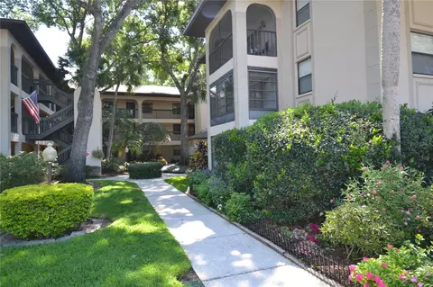 3399 Mermoor Dr #110, Palm Harbor, FL 34685