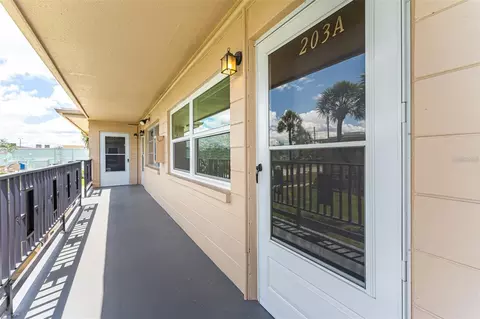 200 36th Ave N #203A, Saint Petersburg, FL 33704