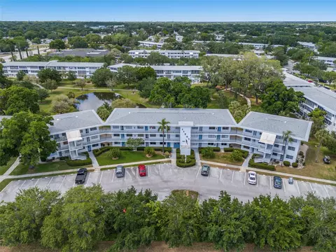 11201 80th Ave #210, Seminole, FL 33772