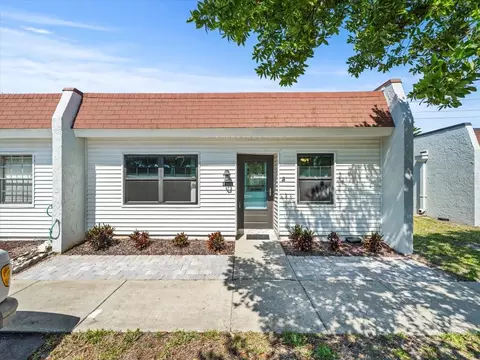 9120 Mission Oaks Blvd #9120, Seminole, FL 33776