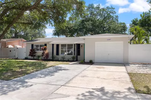 11097 111th St, Largo, FL 33778