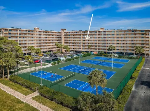 19451 Gulf Blvd #510, Indian Shores, FL 33785