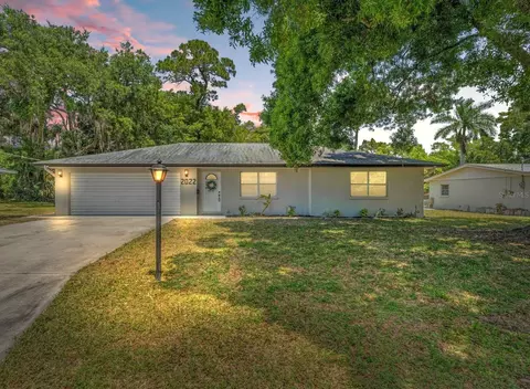 2022 18th Ave W, Bradenton, FL 34205