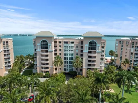 4961 Bacopa Ln S #703, Saint Petersburg, FL 33715