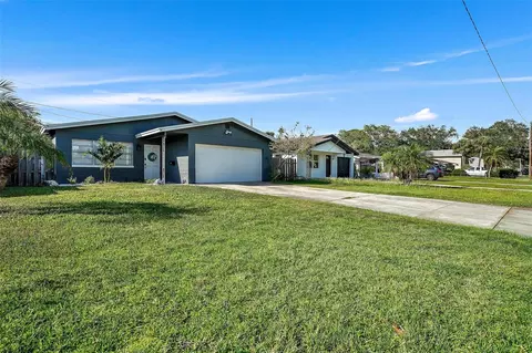 1853 Shore Acres Blvd NE, Saint Petersburg, FL 33703