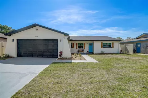 8574 Denise Dr E, Seminole, FL 33777