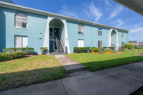 11428 2nd St N #3, Saint Petersburg, FL 33716