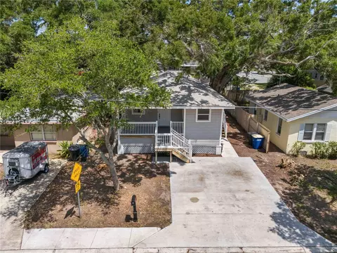 1136 Engman St, Clearwater, FL 33755