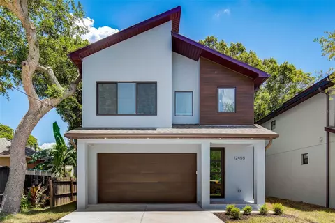 12455 Land St, Largo, FL 33773
