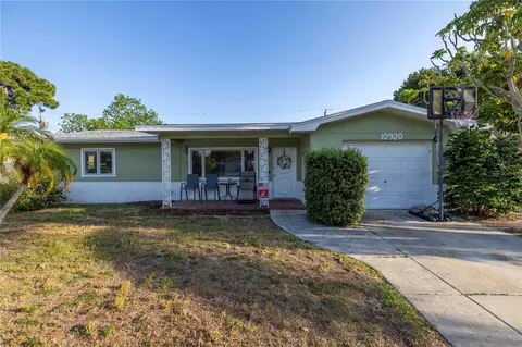 10920 Freedom Blvd, Seminole, FL 33772