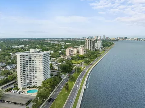 2611 Bayshore Blvd #1604, Tampa, FL 33629