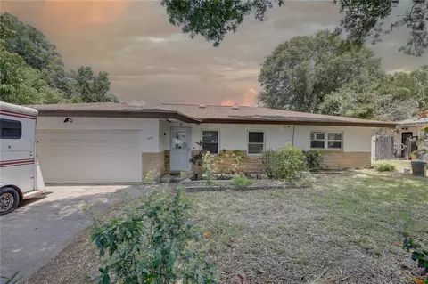 1450 Sunset Point Rd, Clearwater, FL 33755
