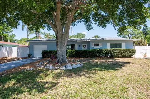 1349 81st Ave N, Saint Petersburg, FL 33702