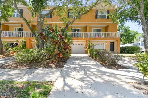 5018 W Lancaster St, Tampa, FL 33616