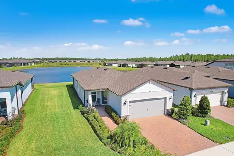 5495 Blue Crush Bnd, Land O Lakes, FL 34638