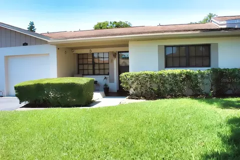 2190 Eisenhower Dr, Dunedin, FL 34698