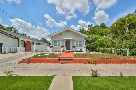 2309 W North B St, Tampa, FL 33609