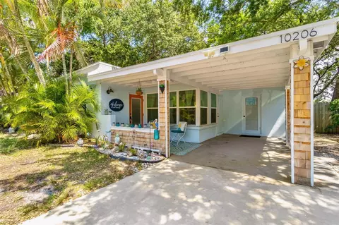 10206 66th Ave, Seminole, FL 33772