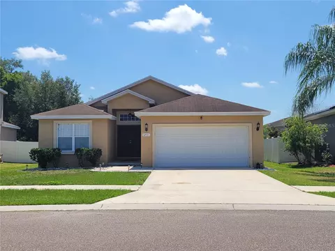 6401 Twinbridges Dr, Zephyrhills, FL 33541