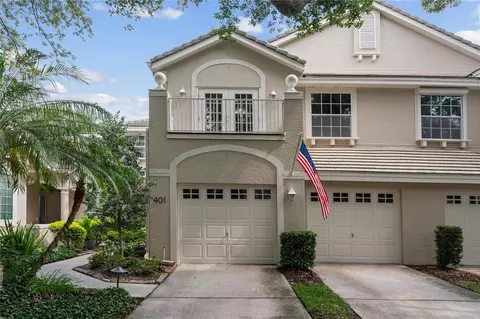 401 Fan Palm Ct NE, Saint Petersburg, FL 33703