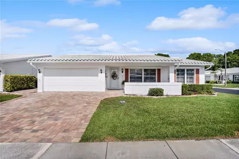 9005 35th St N, Pinellas Park, FL 33782