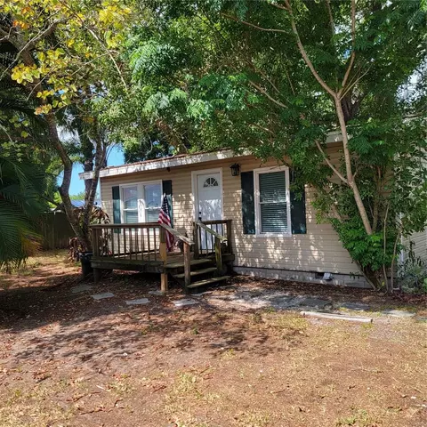 3607 11th Ave W, Bradenton, FL 34205