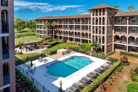 6100 Gulfport Blvd S #403, Gulfport, FL 33707