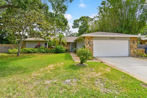 10439 Tony Cir, Seminole, FL 33778