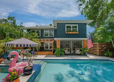 208 11th Ave N, Saint Petersburg, FL 33701