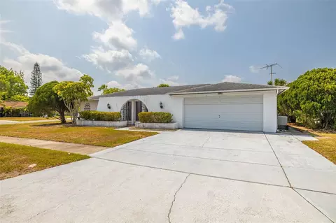 5740 Jackpot Way, Holiday, FL 34690