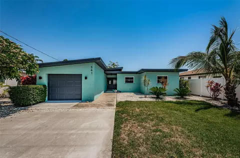 541 Normandy Rd, Madeira Beach, FL 33708