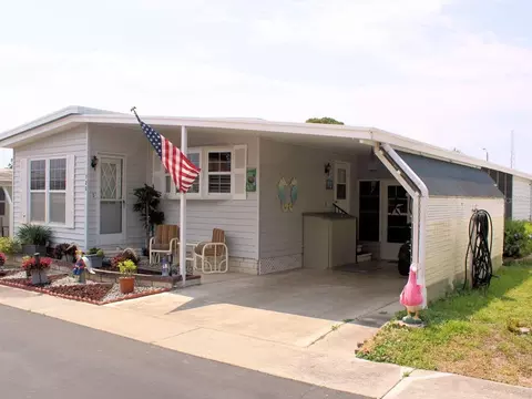 725 Sugar Palm St #725, Largo, FL 33778