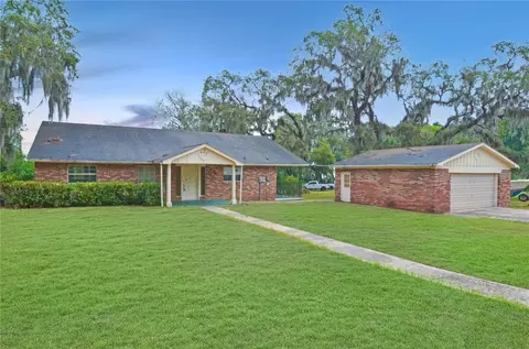 401 Grimes Dr, Auburndale, FL 33823