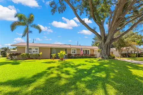 1357 Eastfield Dr, Clearwater, FL 33764