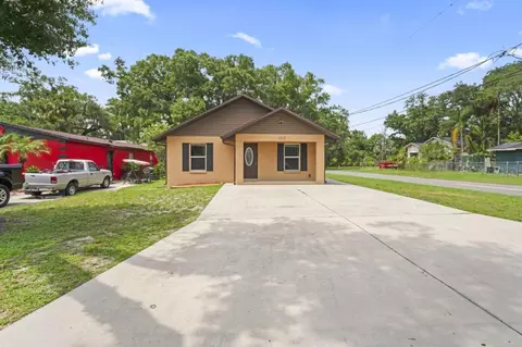 1312 E Church St, Plant City, FL 33563