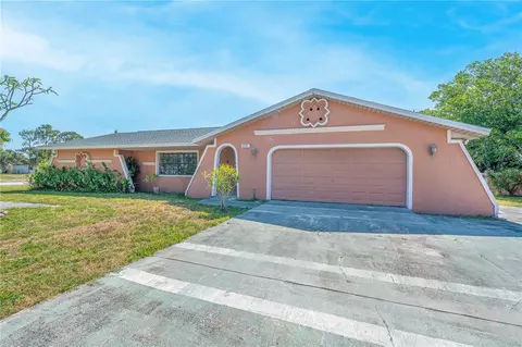 3334 Henry St, Melbourne, FL 32901