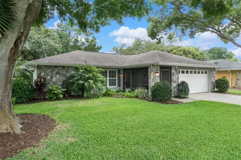 3609 Fairway Forest Dr, Palm Harbor, FL 34685